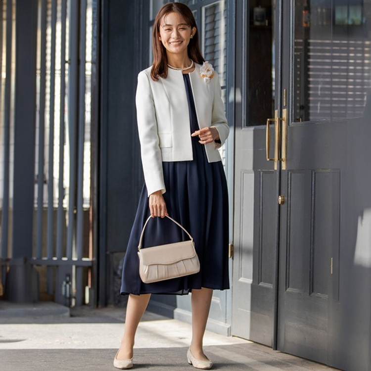 ネイビー×ホワイト