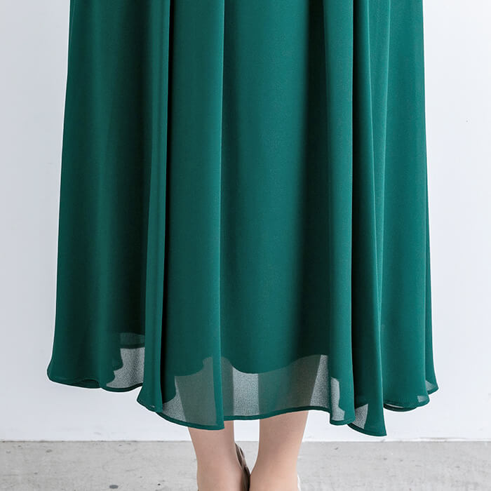 ダークグリーン