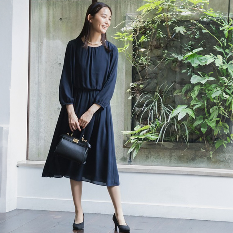 ネイビー×ホワイト