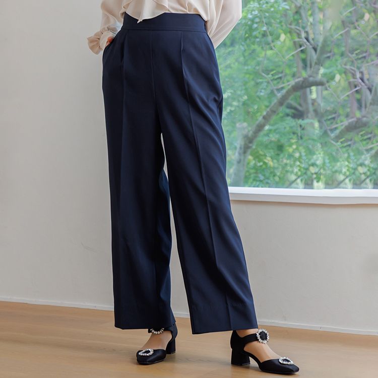ネイビー