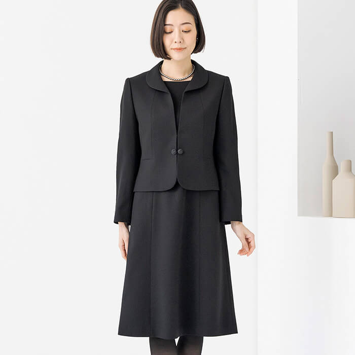 ショールカラーのアンサンブル