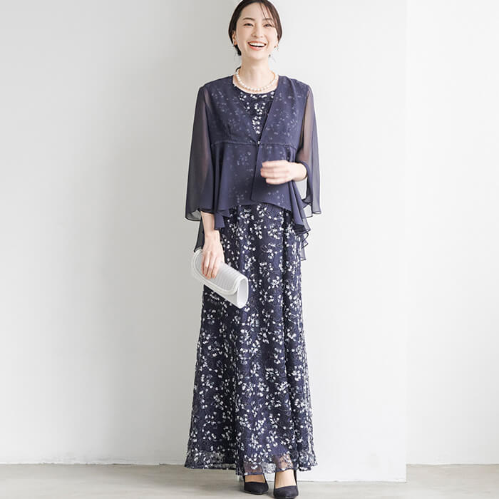 シフォンの羽織り付き華やかロングドレス