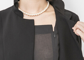 前開き仕様のワンピース