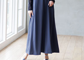 リラクシーな着心地のワイドパンツ