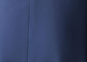 きちんと感のあるダブルクロス素材