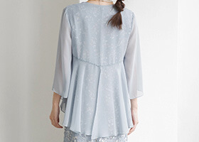 羽織りの背面シルエット